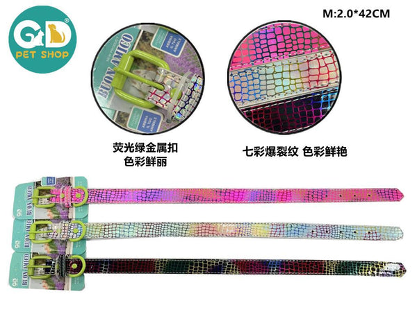 Collare con motivo multicolore crackle