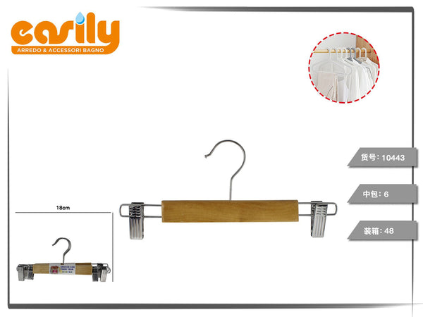 Set di tre grucce in legno con pinze